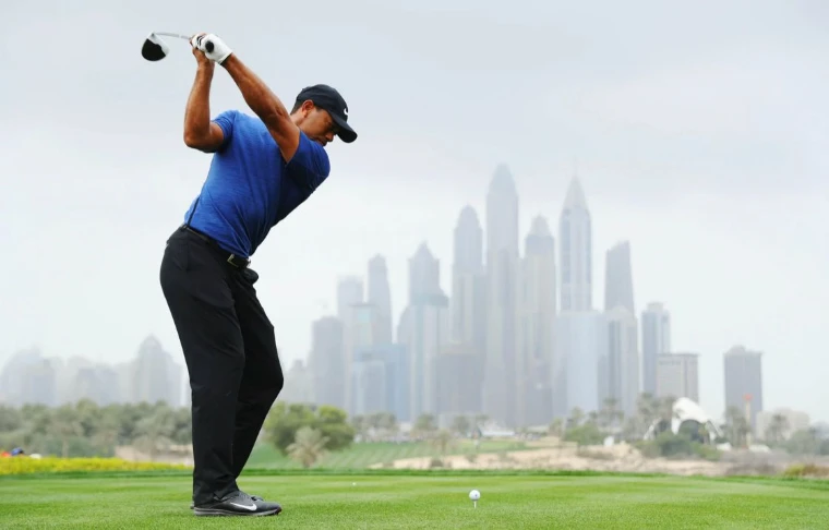 A tee shot played over the desert vegetation on the Majlis at the Dubai Desert Classic, Emirates Golf Club, Dubai, an engagement in the season calendar of The Mansa Court