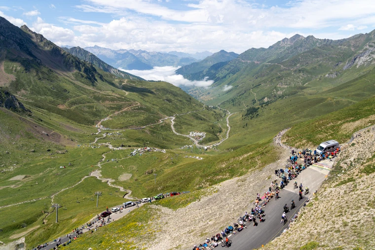 The view from the summit of the Col du Tourmalet, crowds along the road for the fourteenth stage (2024).